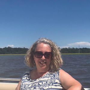 Meet your Posher, Louetta